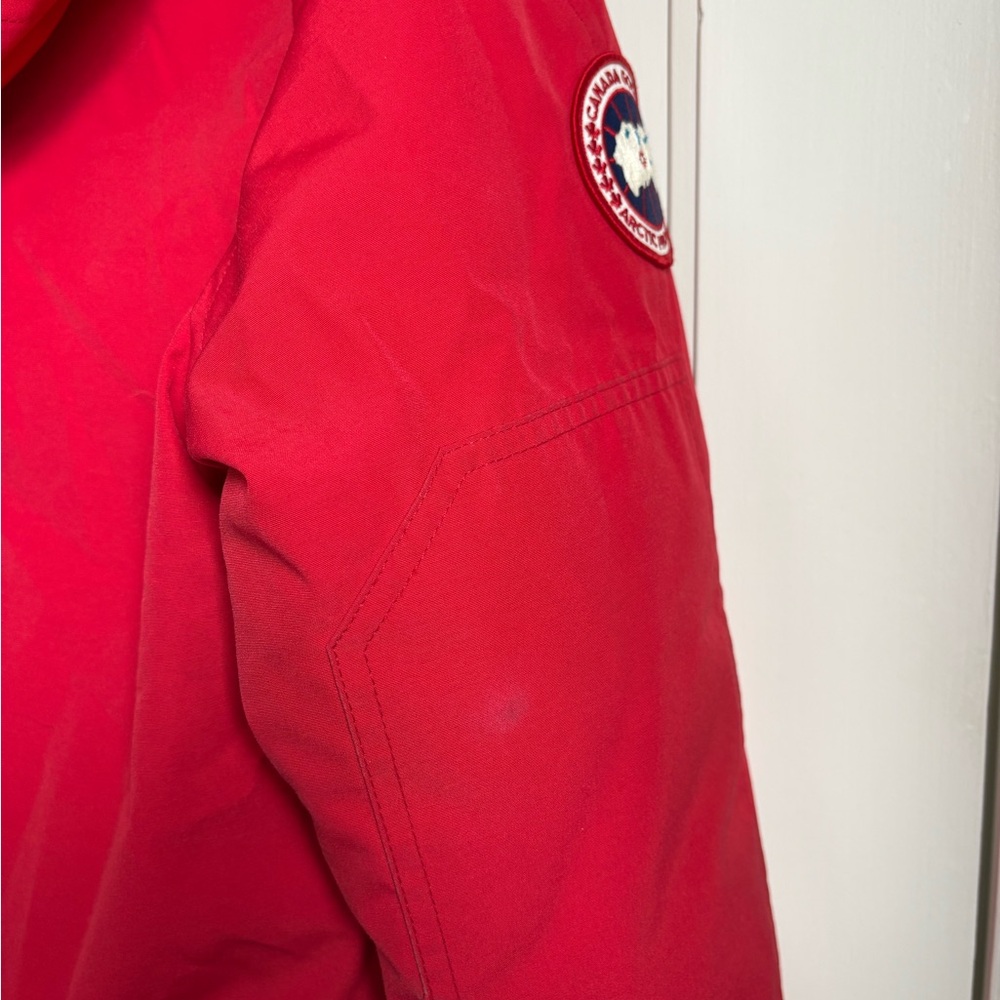 Canada Goose Women’s Chilliwack Bomber - Red - Picture 14 of 17